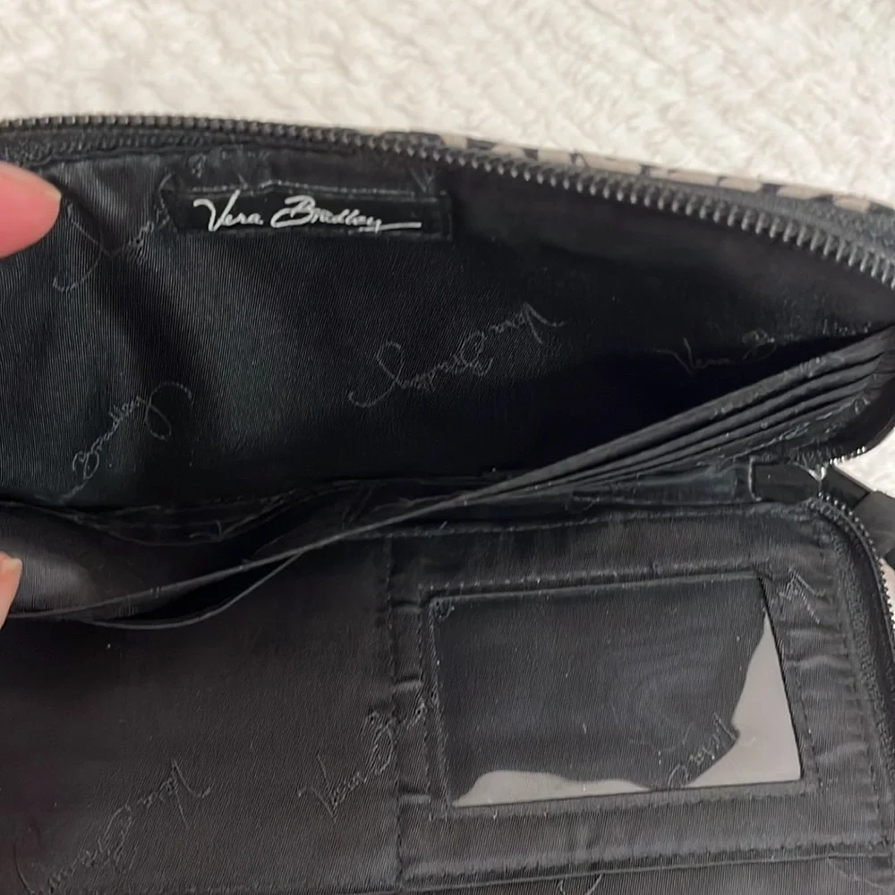Vera Bradley, wristlet/wallet - EUC - Picture 5 of 7